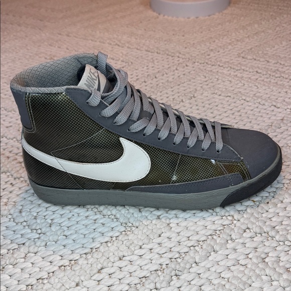 Nike Blazers size 11 - Picture 5 of 13